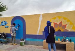 فیلم | هنرمندان کهریزک دیوارهای شهر را زیبا می کنند